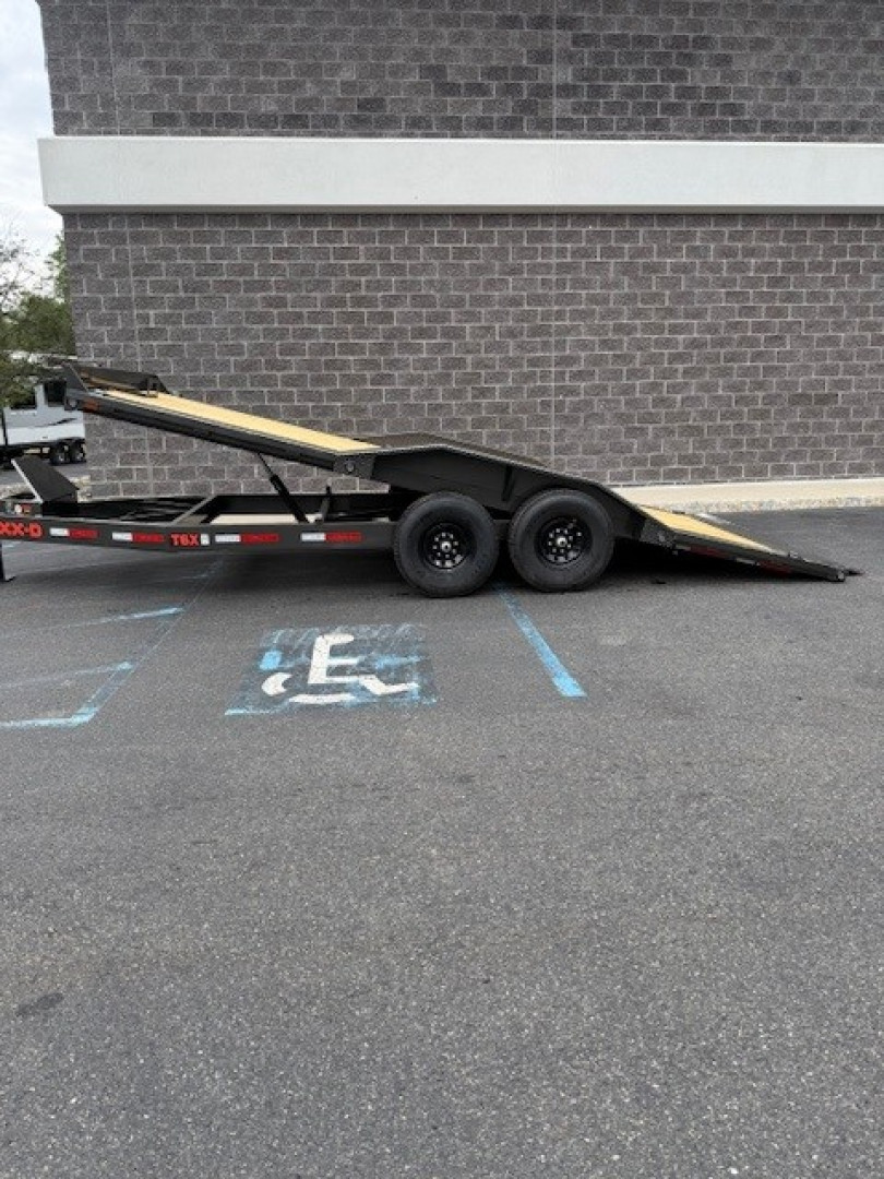 New 2026 MAXX-D T6B10220 Tilt Trailer