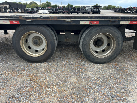 Used 2021 Delta Trailers 40' Hyd Dove Flatbed Trailer