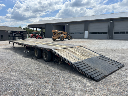 Used 2021 Delta Trailers 40' Hyd Dove Flatbed Trailer