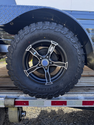 New 2025 Legend V-Nose Deluxe 7x17