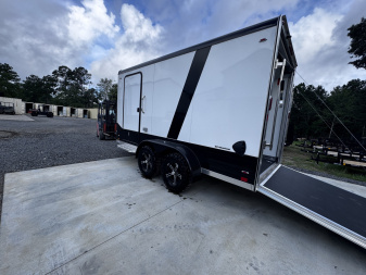 New 2025 Legend V-Nose Deluxe 7x17