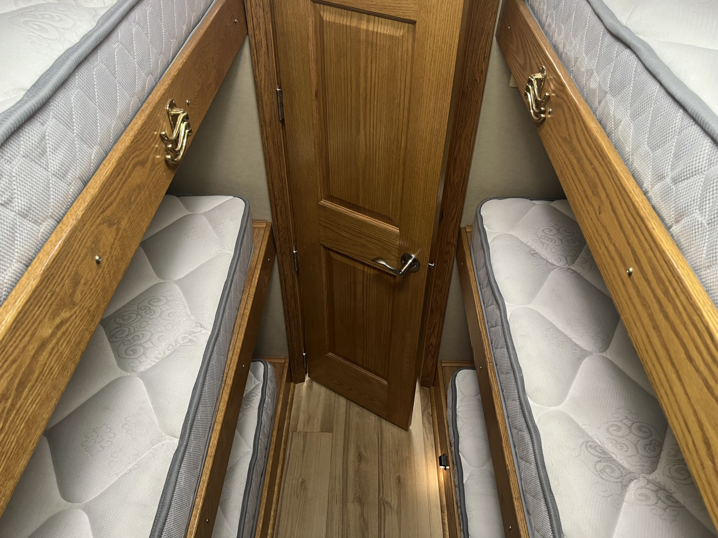 Used 2009 Show Hauler 45FT Bunk House