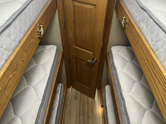 Used 2009 Show Hauler 45FT Bunk House