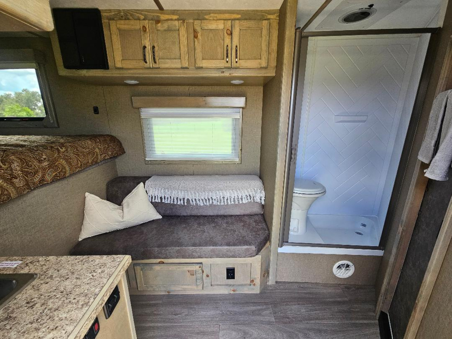 New 2026 Shadow 3H 5'6" LQ Weekender