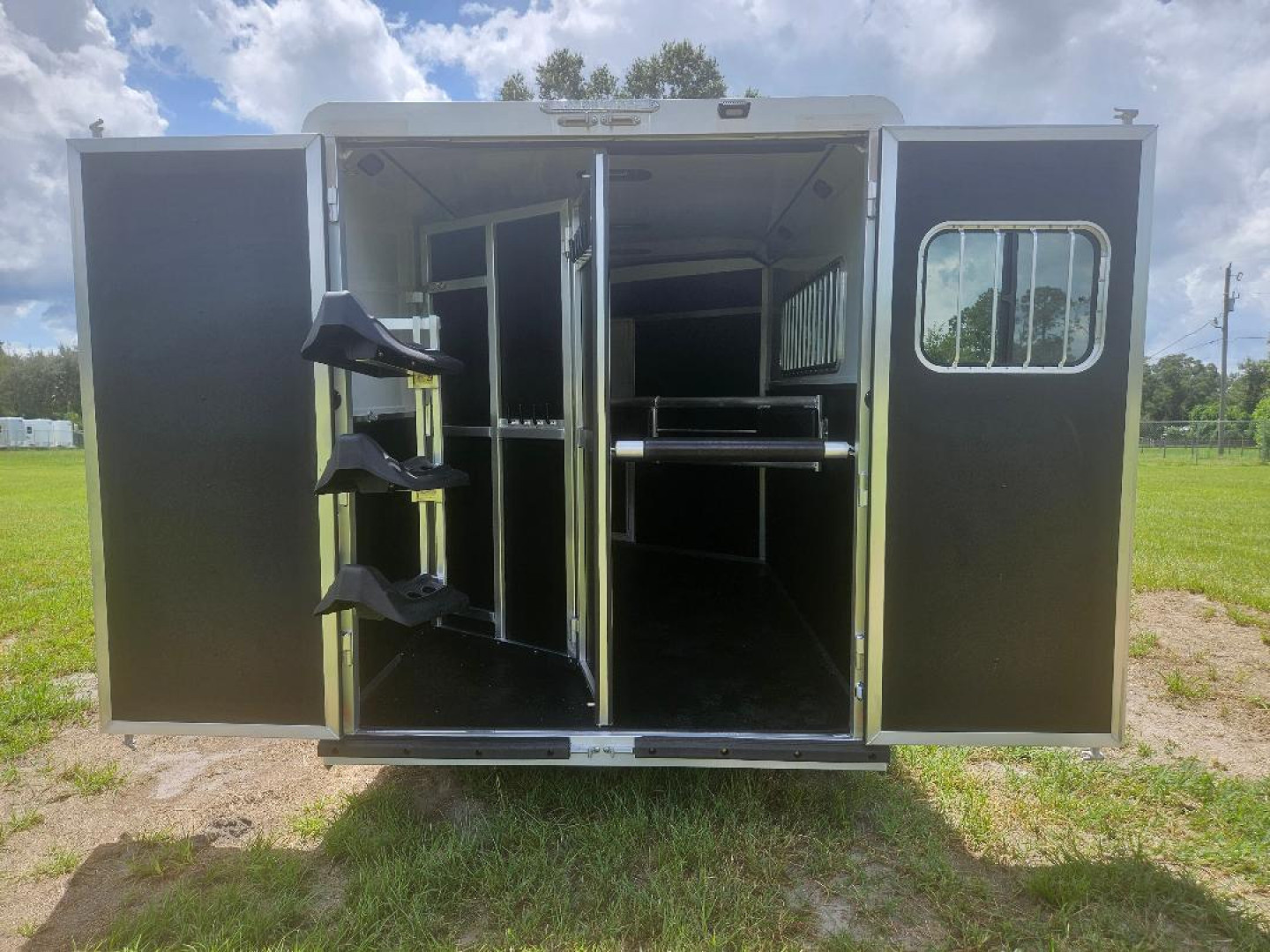 New 2026 Shadow 3H 5'6" LQ Weekender