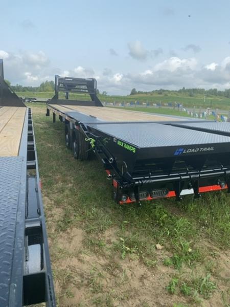 New 2027 Load Trail 102"X28' MAX RAMPS Gooseneck Bodies