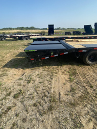 New 2026 Load Trail 102 X 32 Gooseneck Bodies MAX RAMPS MUD FLAPS