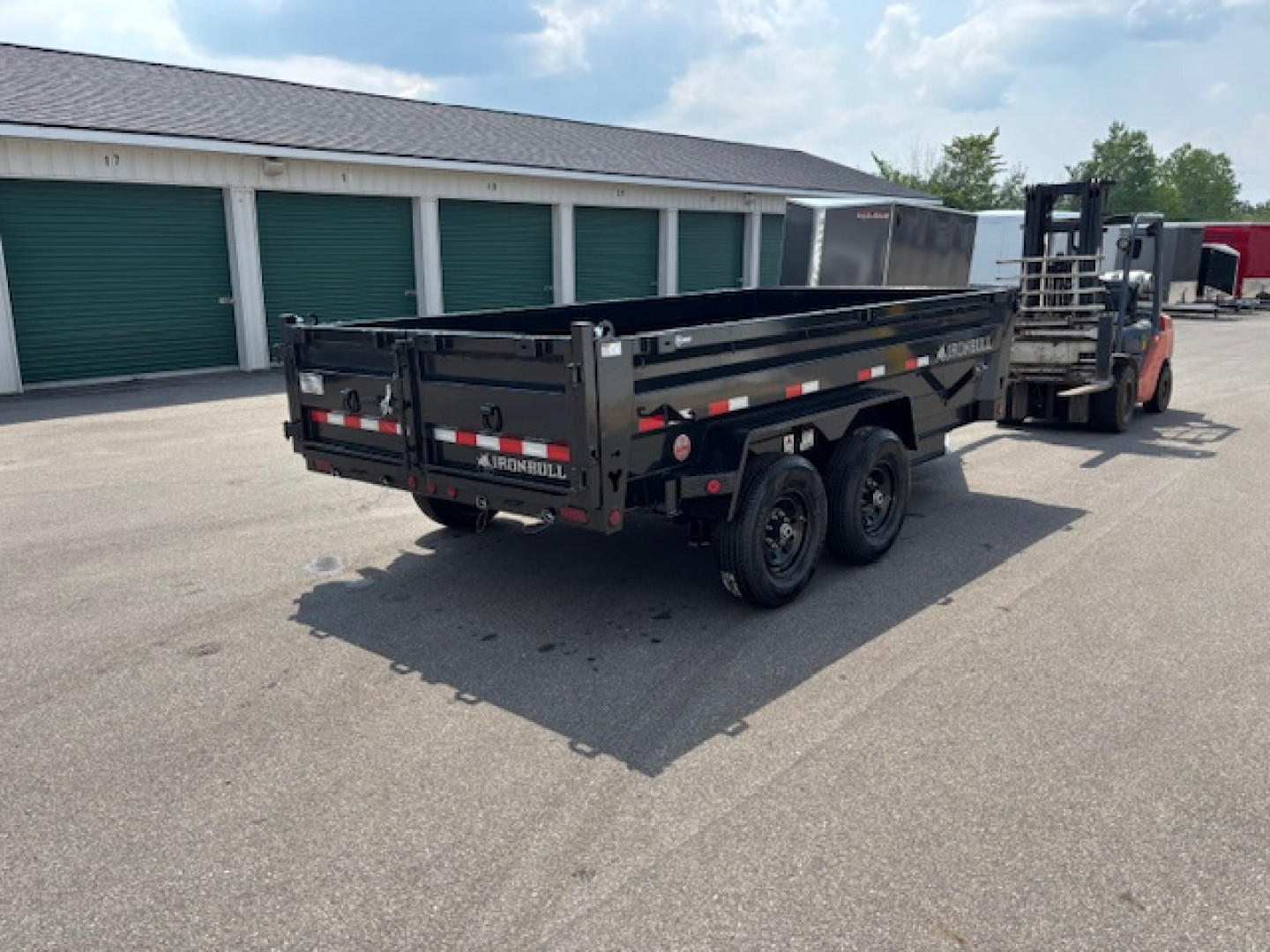 New 2025 Iron Bull 7x14 14k Scissor Lift Dump Trailer