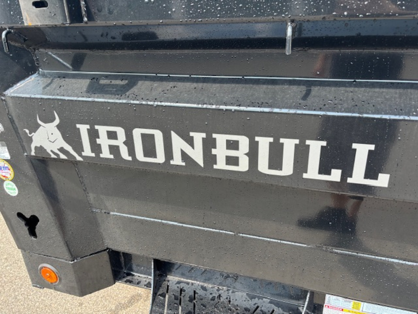 New 2025 Iron Bull 7x14 14k Scissor Lift Dump Trailer