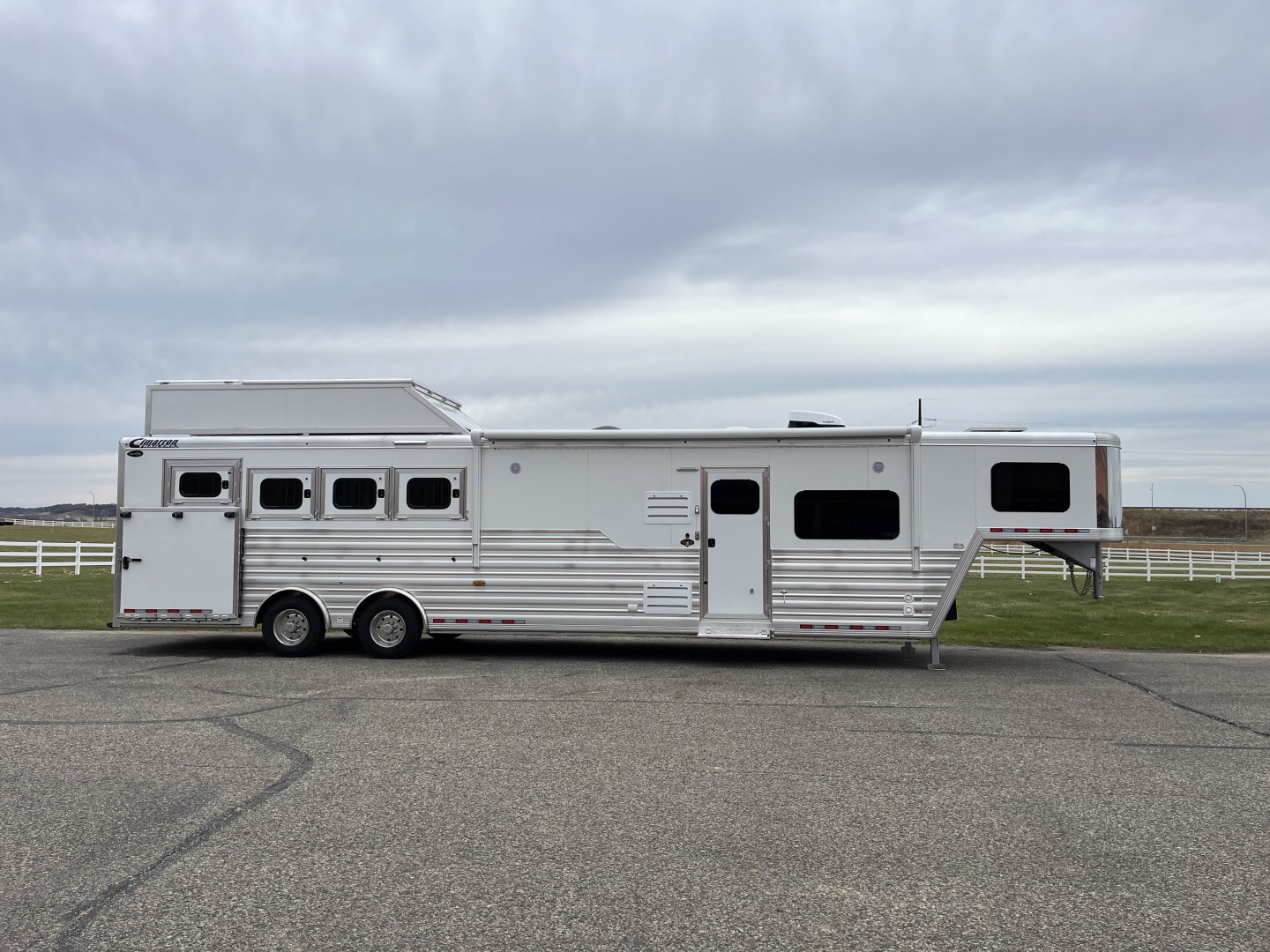 Used 2025 Cimarron Trailers 4H 14'8" Trail Boss LQ Horse Trailer