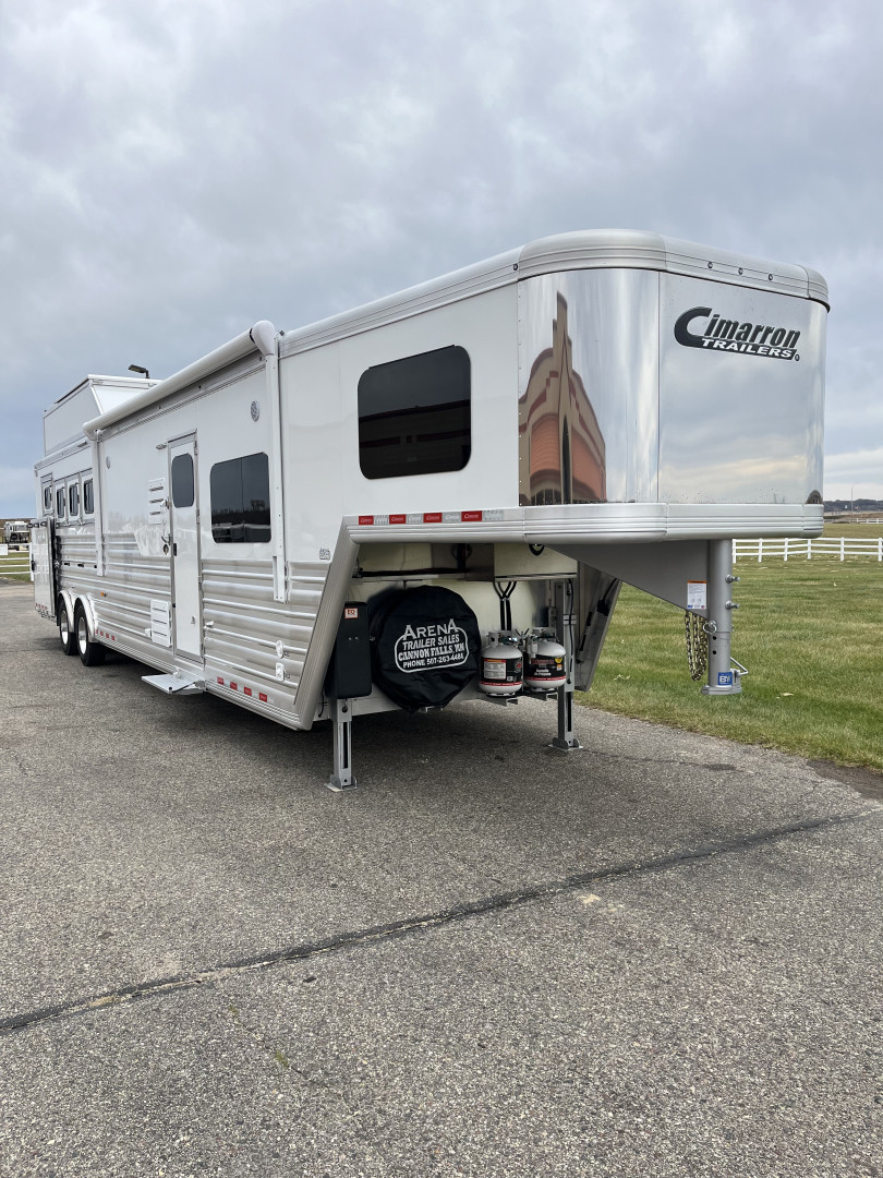 Used 2025 Cimarron Trailers 4H 14'8" Trail Boss LQ Horse Trailer