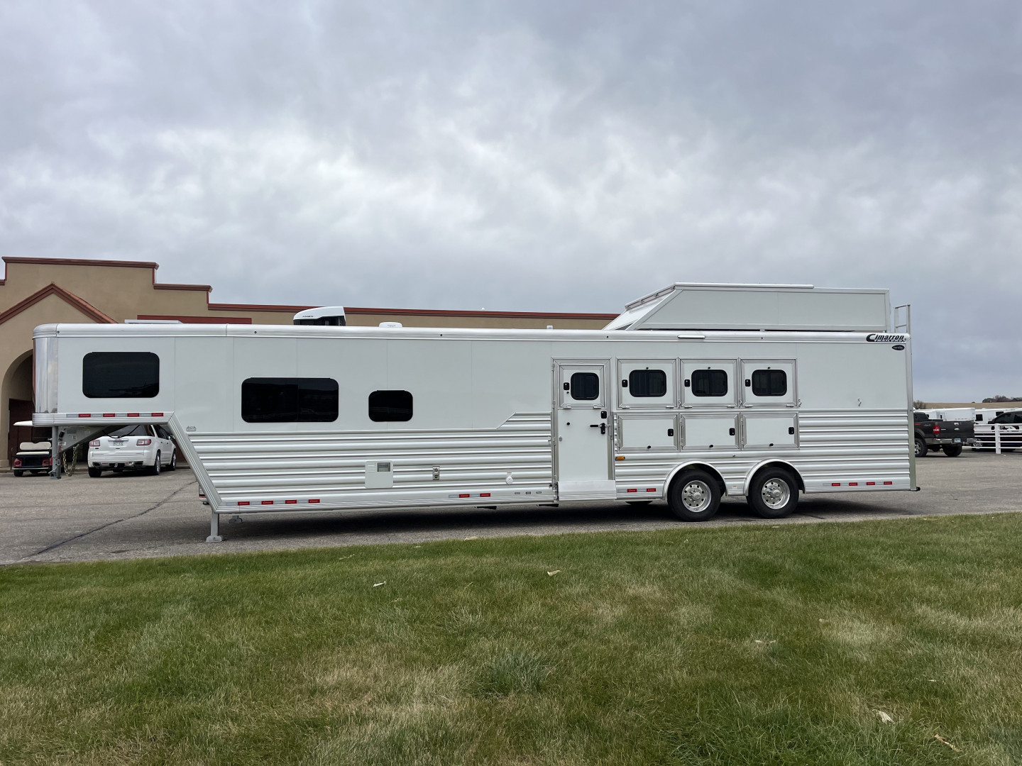 Used 2025 Cimarron Trailers 4H 14'8" Trail Boss LQ Horse Trailer