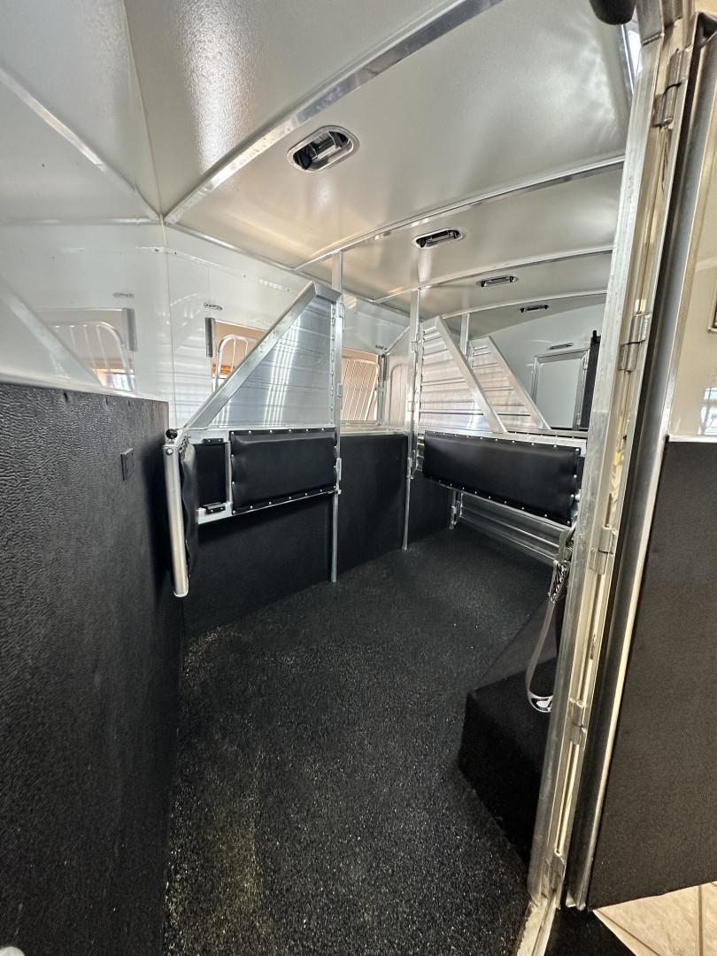 Used 2025 Cimarron Trailers 4H 14'8" Trail Boss LQ Horse Trailer