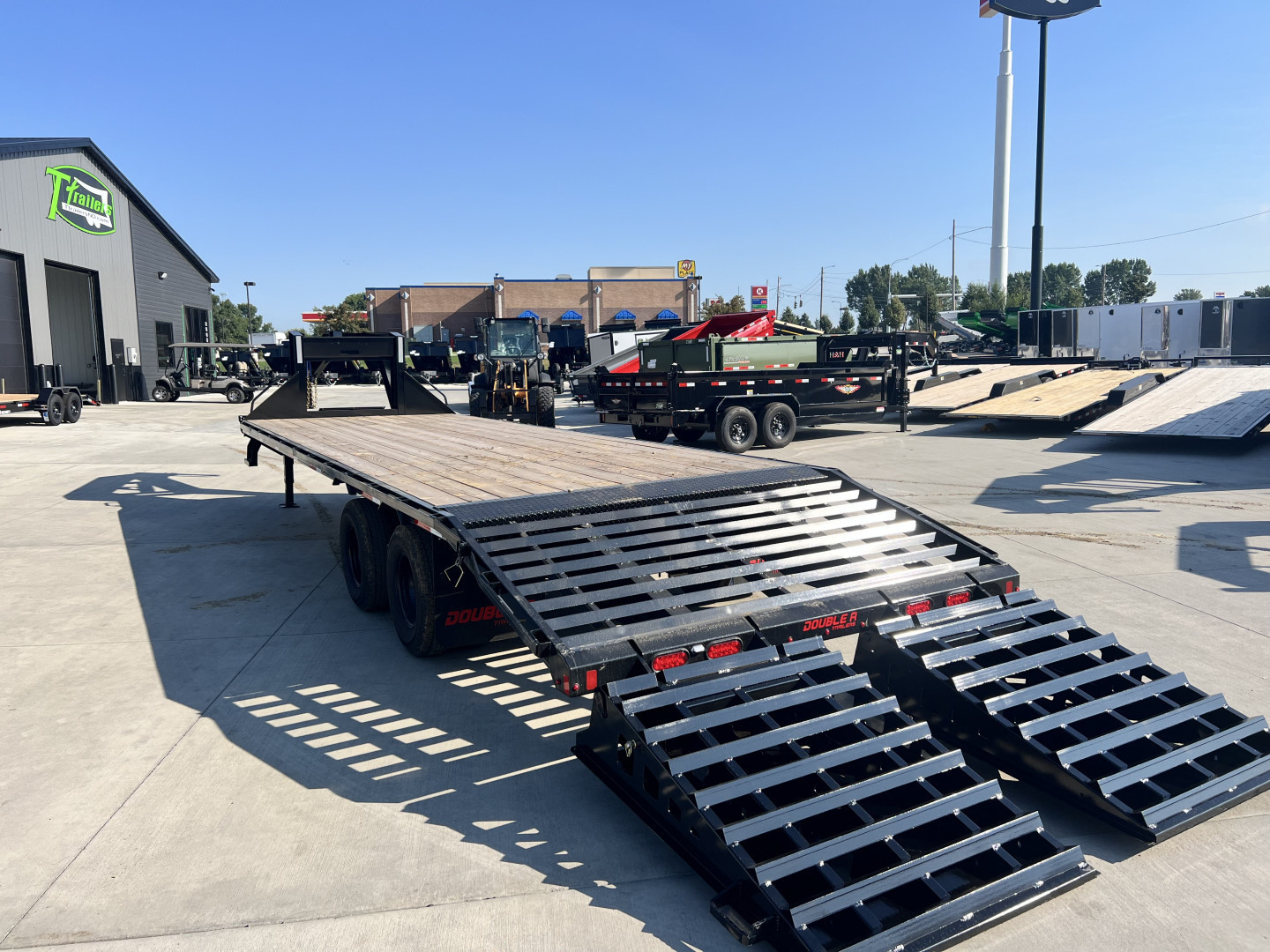 New 2026 Double A 28’ Gooseneck Deckover 23’ plus 5’ x 102” with 2-10K tandem dual axles=25K