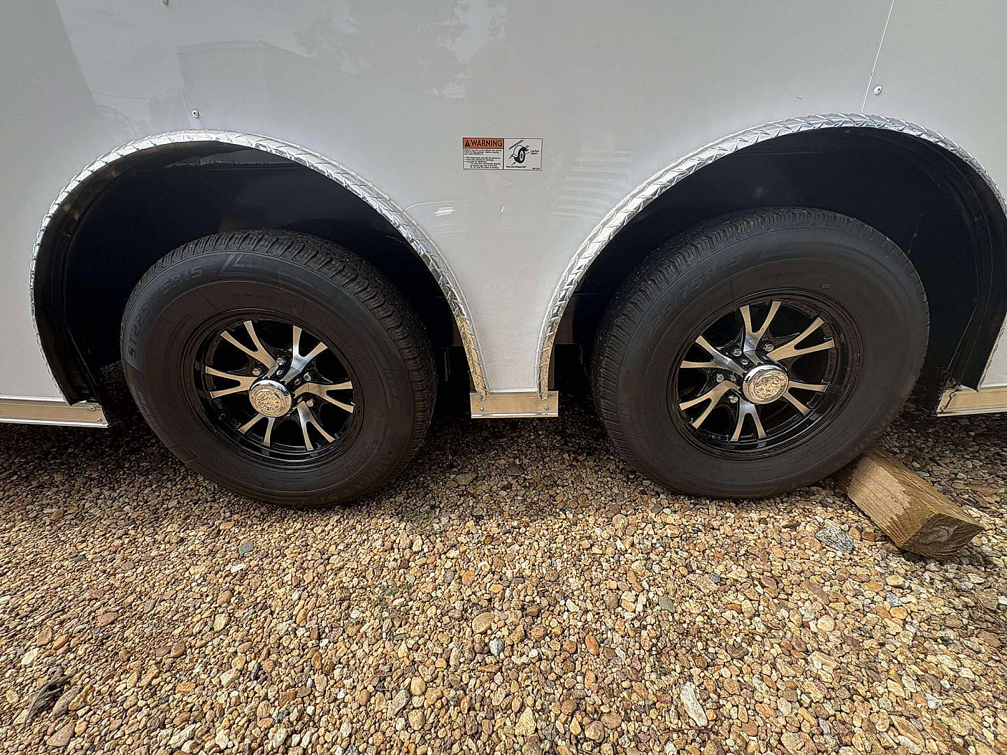 New 2026 Signature Series 8.5x24 Car / Racing Trailer