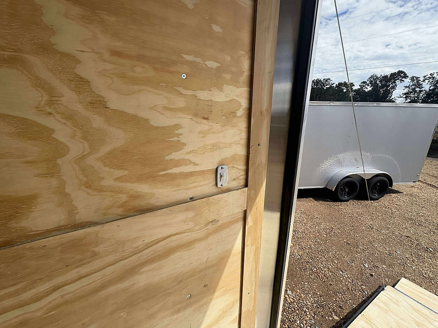 New 2026 Signature Series 8.5x24 Car / Racing Trailer