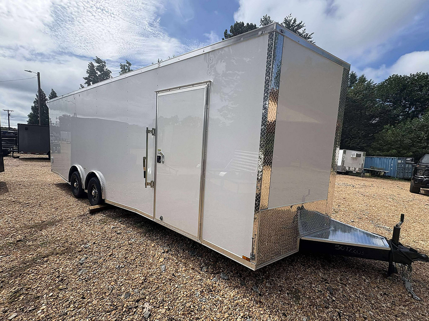 New 2026 Signature Series 8.5x24 Car / Racing Trailer