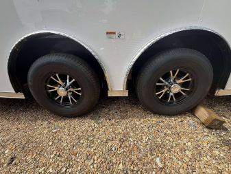 New 2026 Signature Series 8.5x24 Car / Racing Trailer