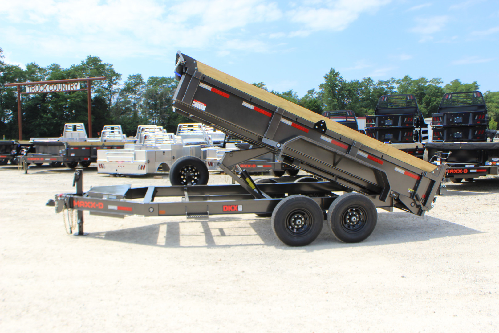 New 2026 MAXX-D DKX 14' dump Dump Trailer