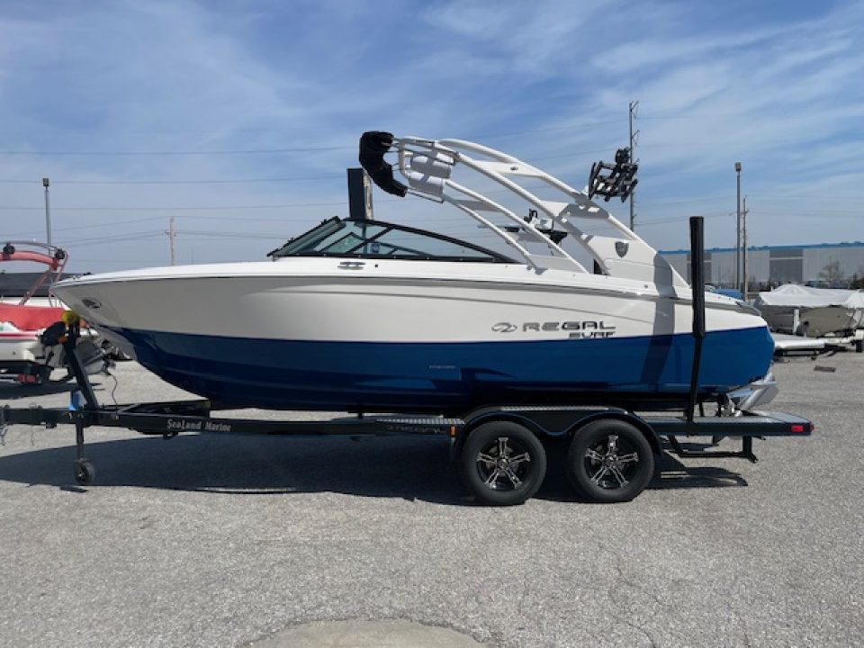 New 2026 Regal Boats LS2 SURF ULTIMATE Surf Boat
