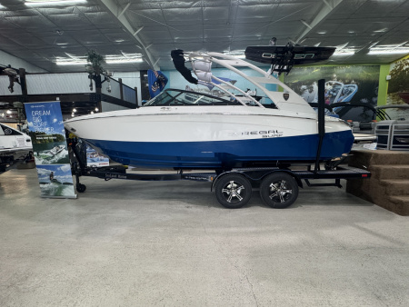 New 2026 Regal Boats LS2 SURF ULTIMATE Surf Boat