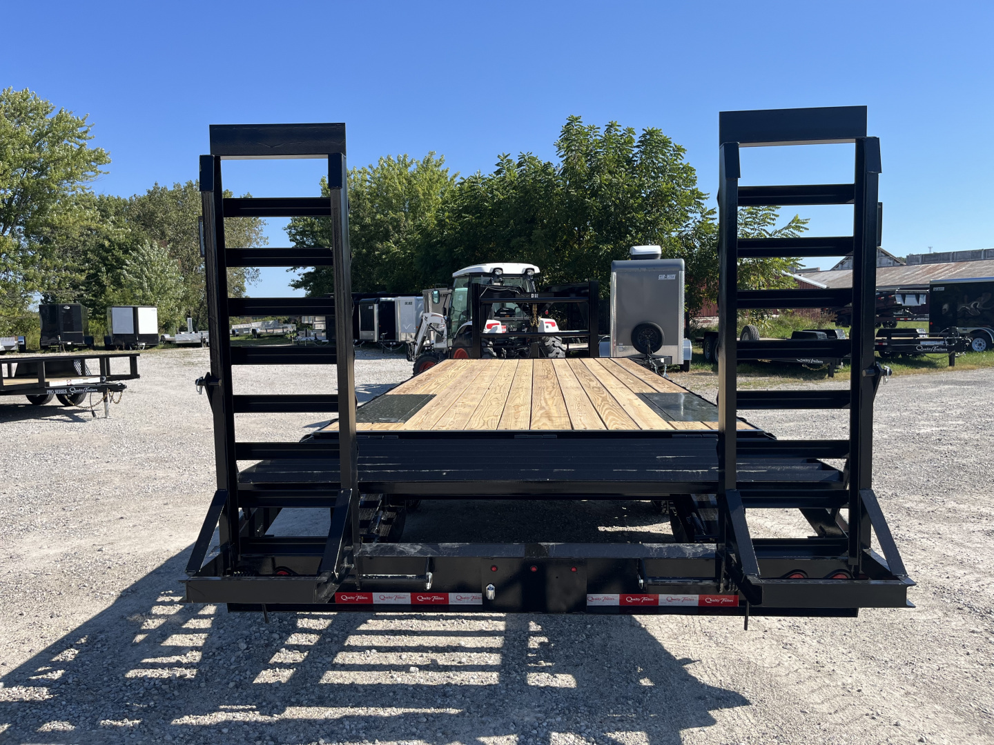 New 2026 Quality Trailers 102X24 Deckover Trailer Gooseneck 4' Pop Up Dovetail 17K GVWR