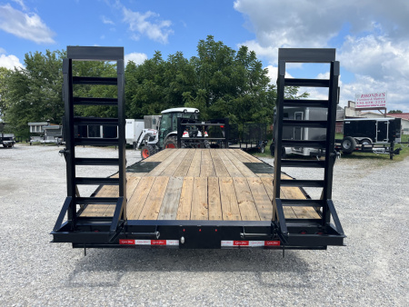 New 2026 Quality Trailers 102X24 Deckover Trailer Gooseneck 4' Dovetail 17K GVWR