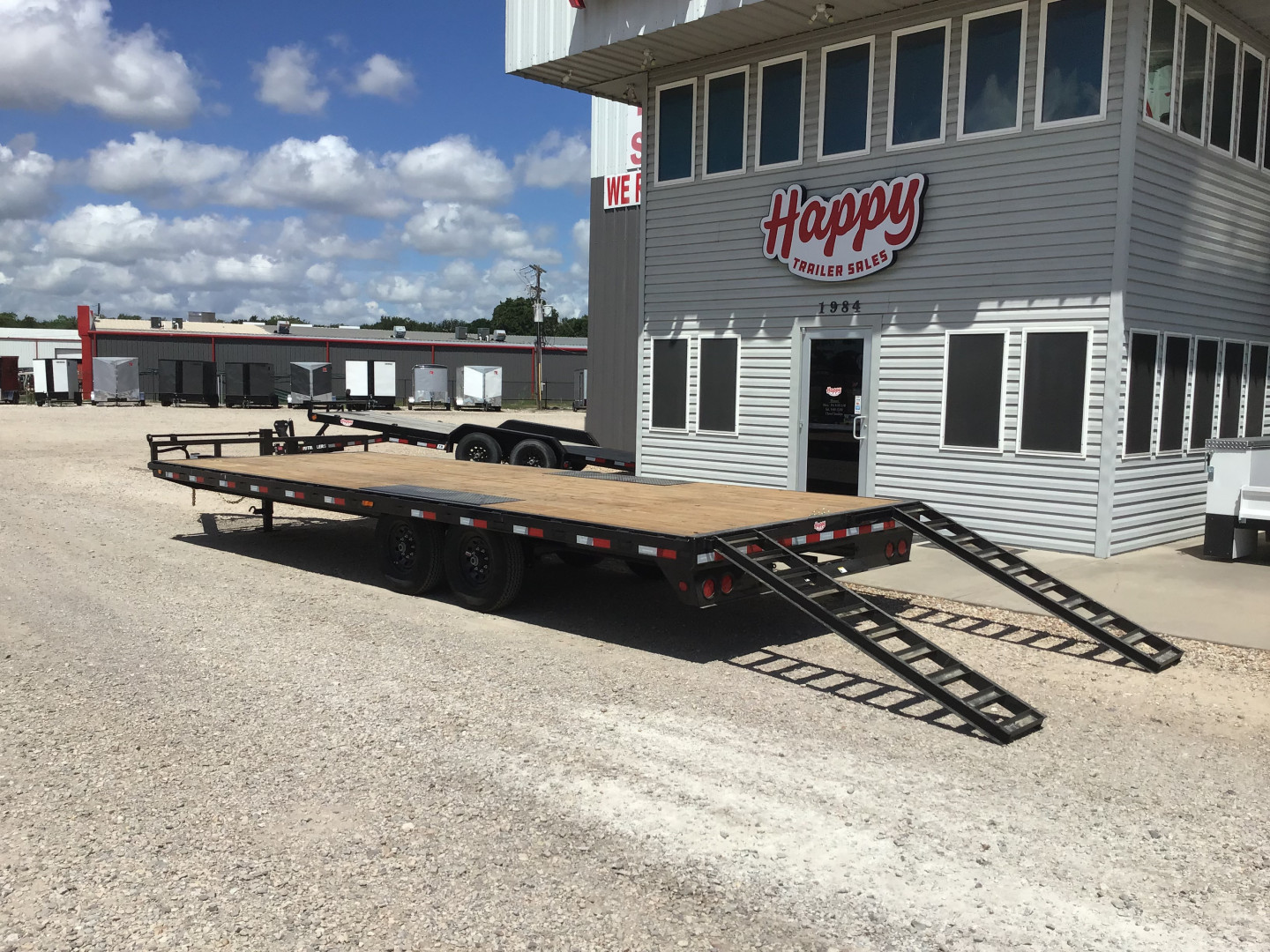 New 2026 PJ 102"x24' BP 8" I-Beam Deckover Trailer – F8