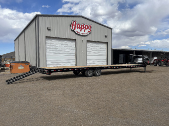 New 2026 PJ 102"x40' GN Low-Pro Flatbed w/ Singles - LX