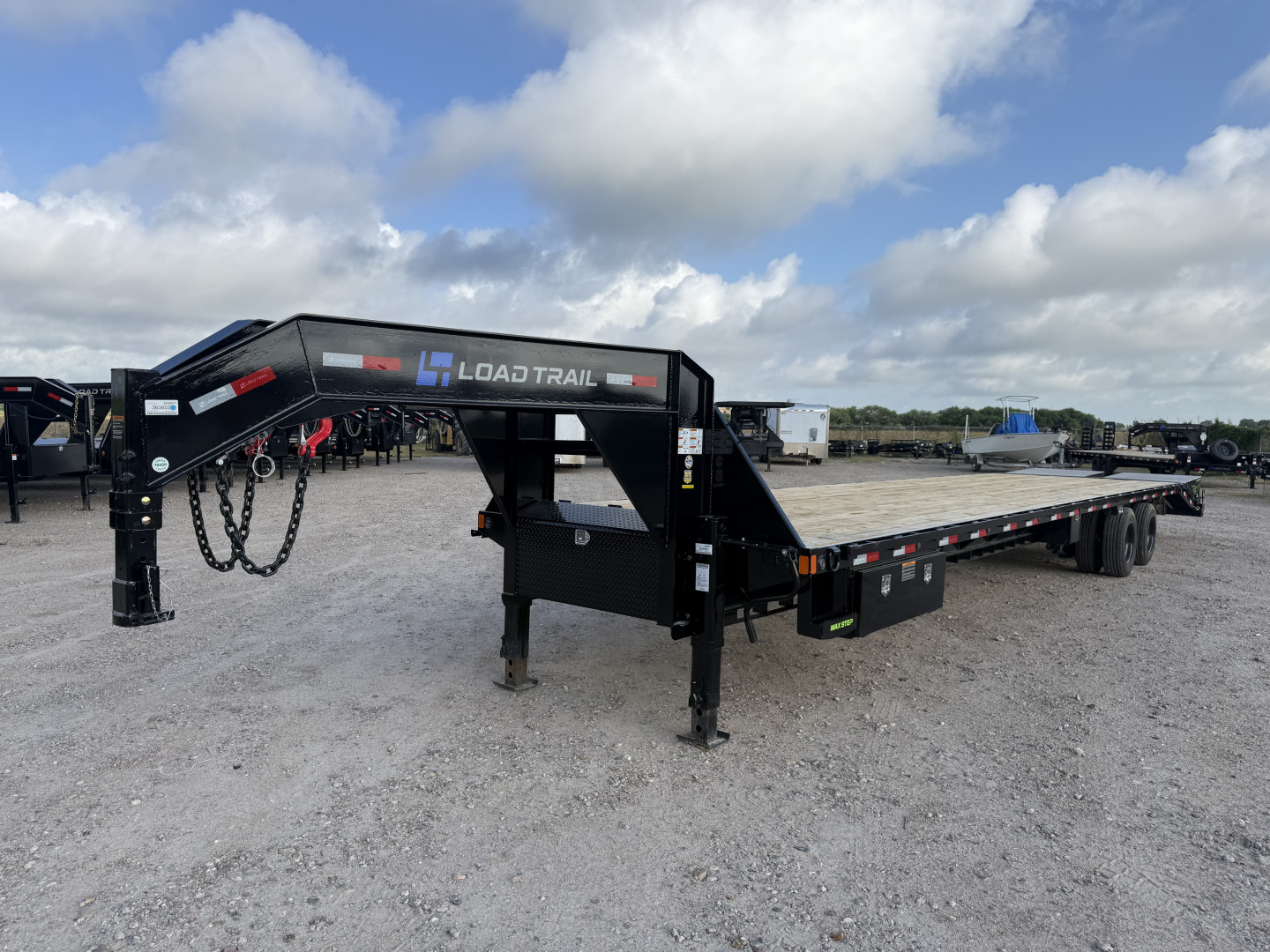 New 2026 Load Trail 40' Gooseneck Max Ramps 36K Flatbed Trailer