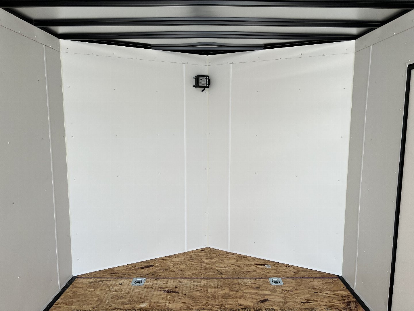 New NEW 2026 AERO 8.5x24 +2’V TALL 7’ .080 POLYCORE exterior BLACKOUT  EDITION - QUALITY Enclosed Rear Ramp Car Hauler Cargo Trailer