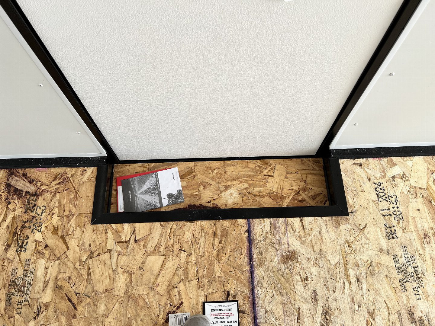 New NEW 2026 AERO 8.5x24 +2’V TALL 7’ .080 POLYCORE exterior BLACKOUT  EDITION - QUALITY Enclosed Rear Ramp Car Hauler Cargo Trailer