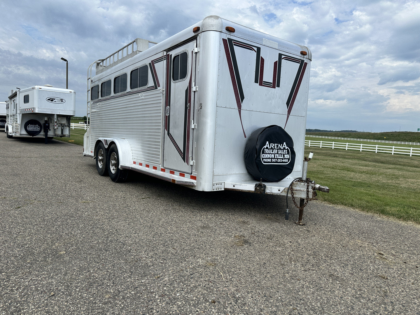 Used 1990 4-Star Trailers 4H BP Horse Trailer