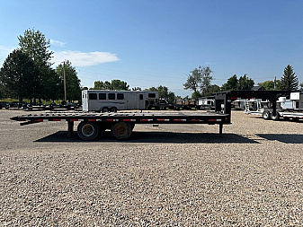Used 2003 Trailmax 26' Flatbed Trailer