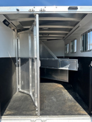 Used 2022 Sooner 3 Horse Slant