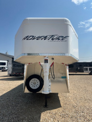 New 2026 Trails West Adventure MX 4 Horse