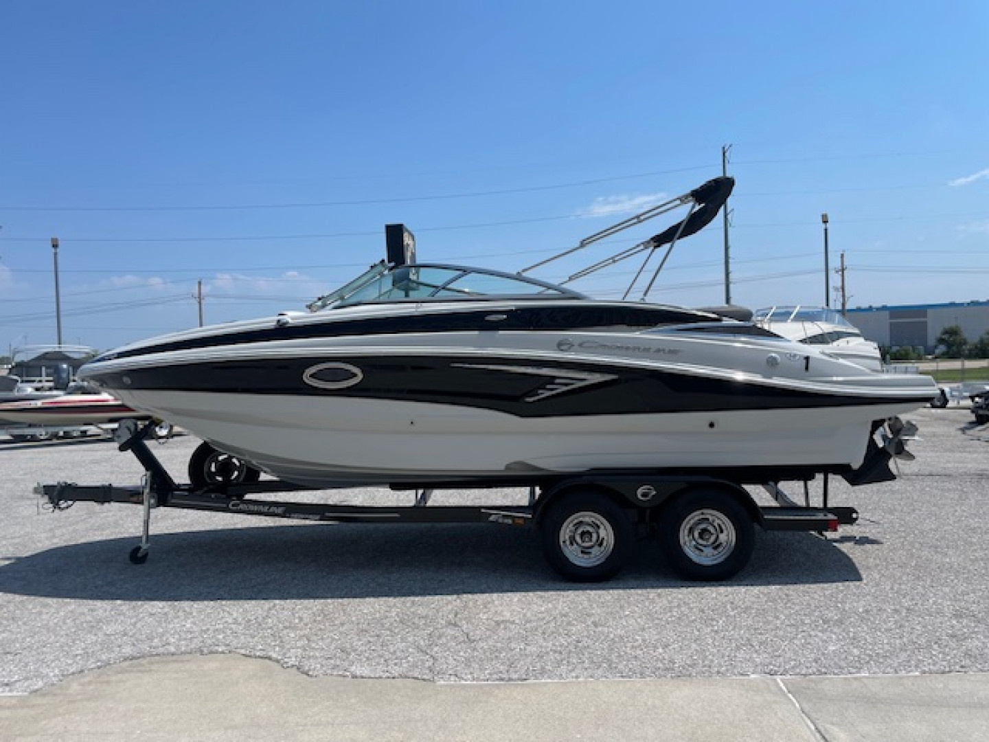 Used 2021 Crownline E235 Deck Boat