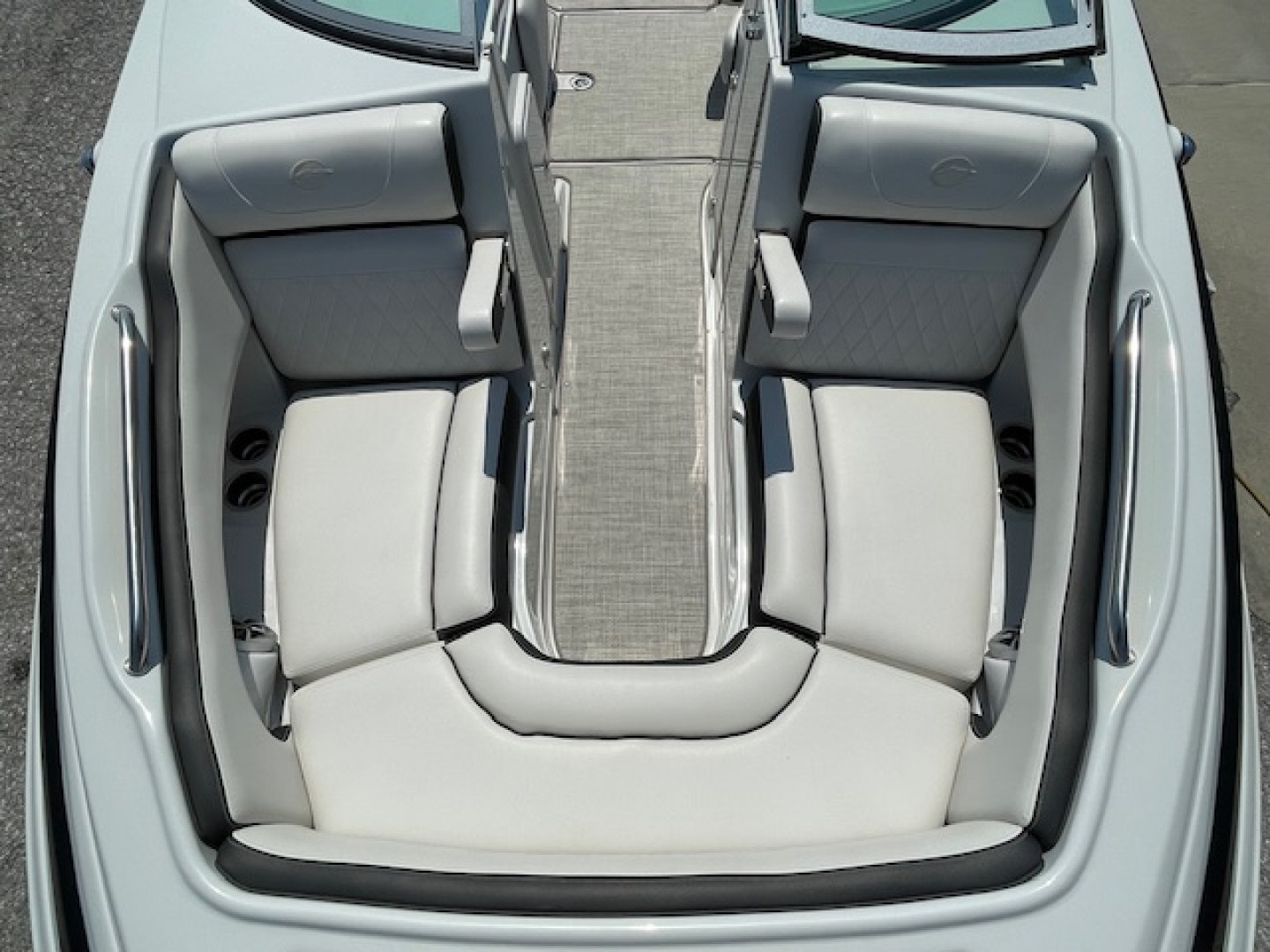 Used 2021 Crownline E235 Deck Boat