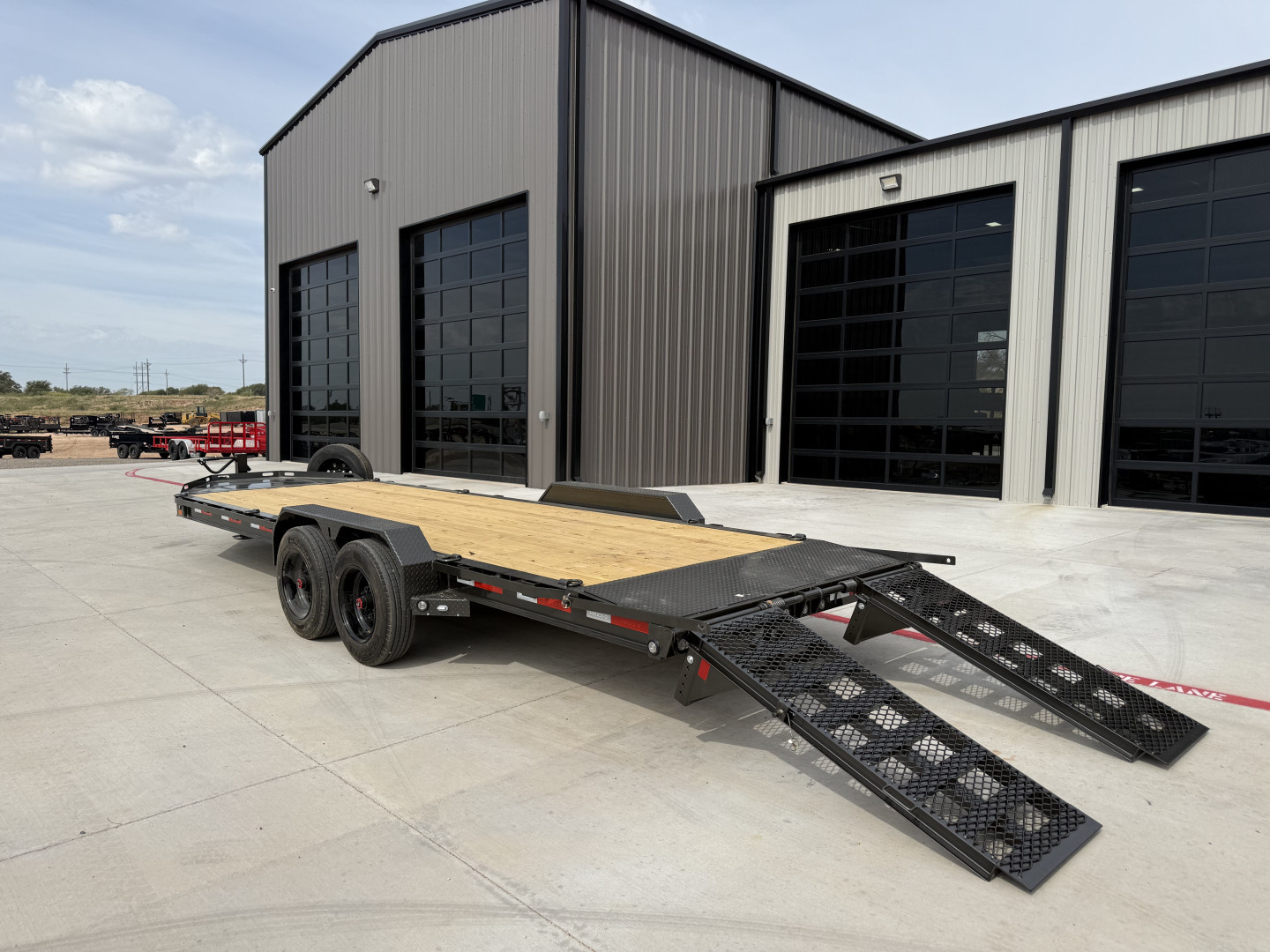 New 2026 MAXX-D 83"x22' 16k I-Beam Equipment Trailer – EHX