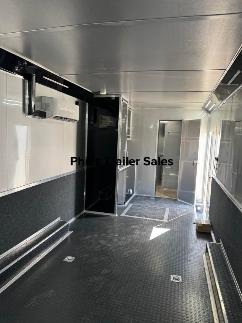 New CONTINENTAL CARGO 52' LIVING QUARTERS Car / Racing Trailer BATHROOM PACKAGE, DUAL MINI SPLIT & GENERATOR