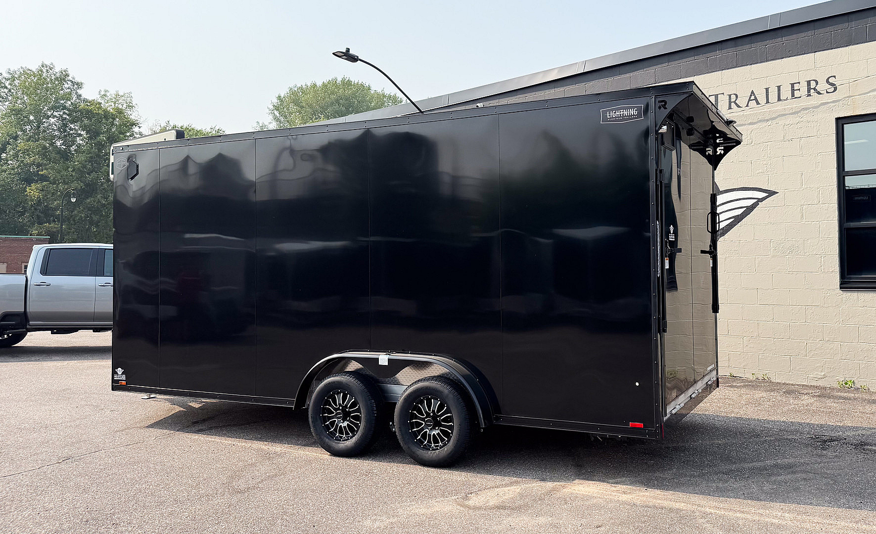 New 2025 Lightning 7.5X18 ENCLOSED CARGO - BLACK WITH BLACKOUT!