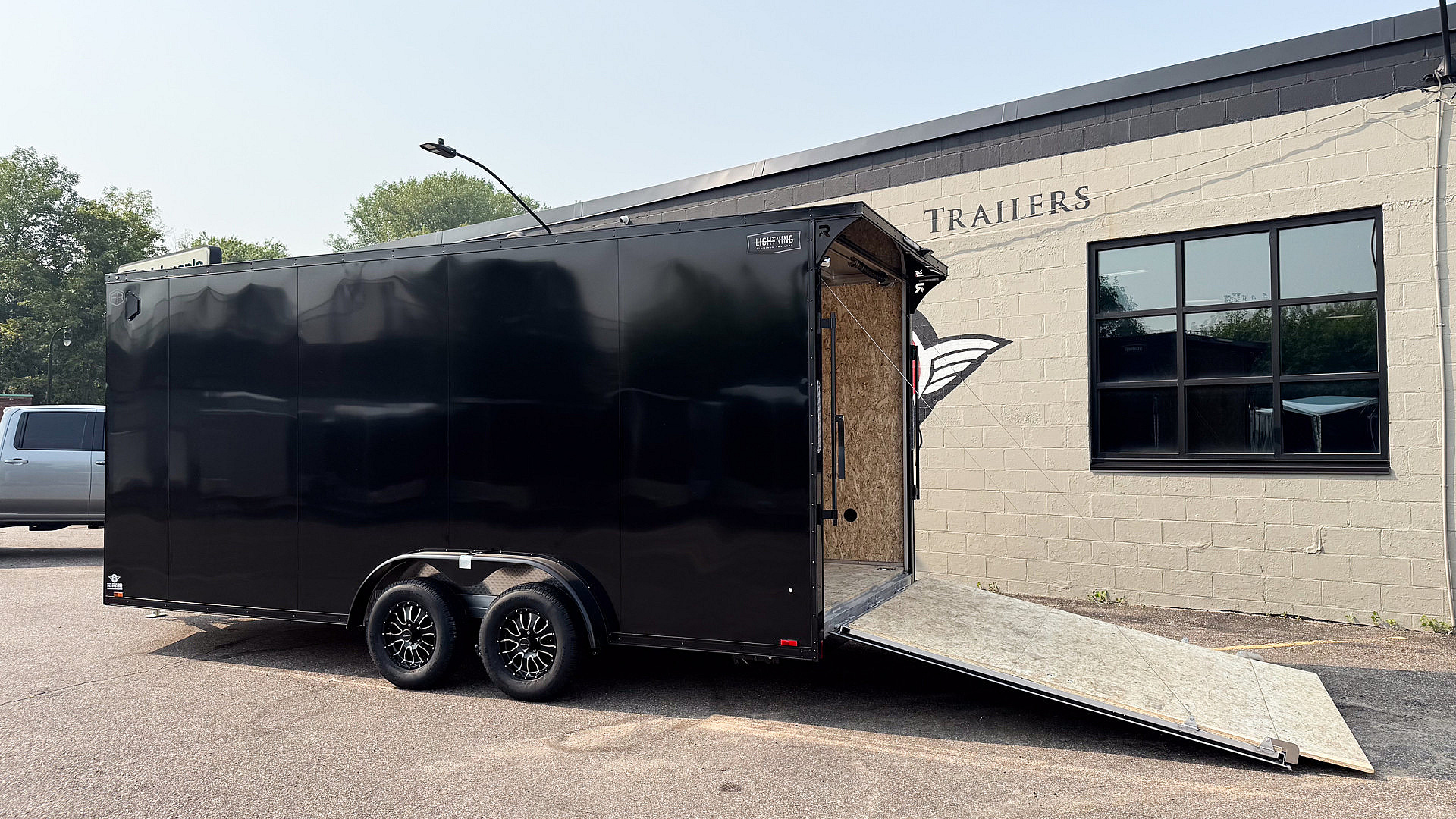 New 2025 Lightning 7.5X18 ENCLOSED CARGO - BLACK WITH BLACKOUT!