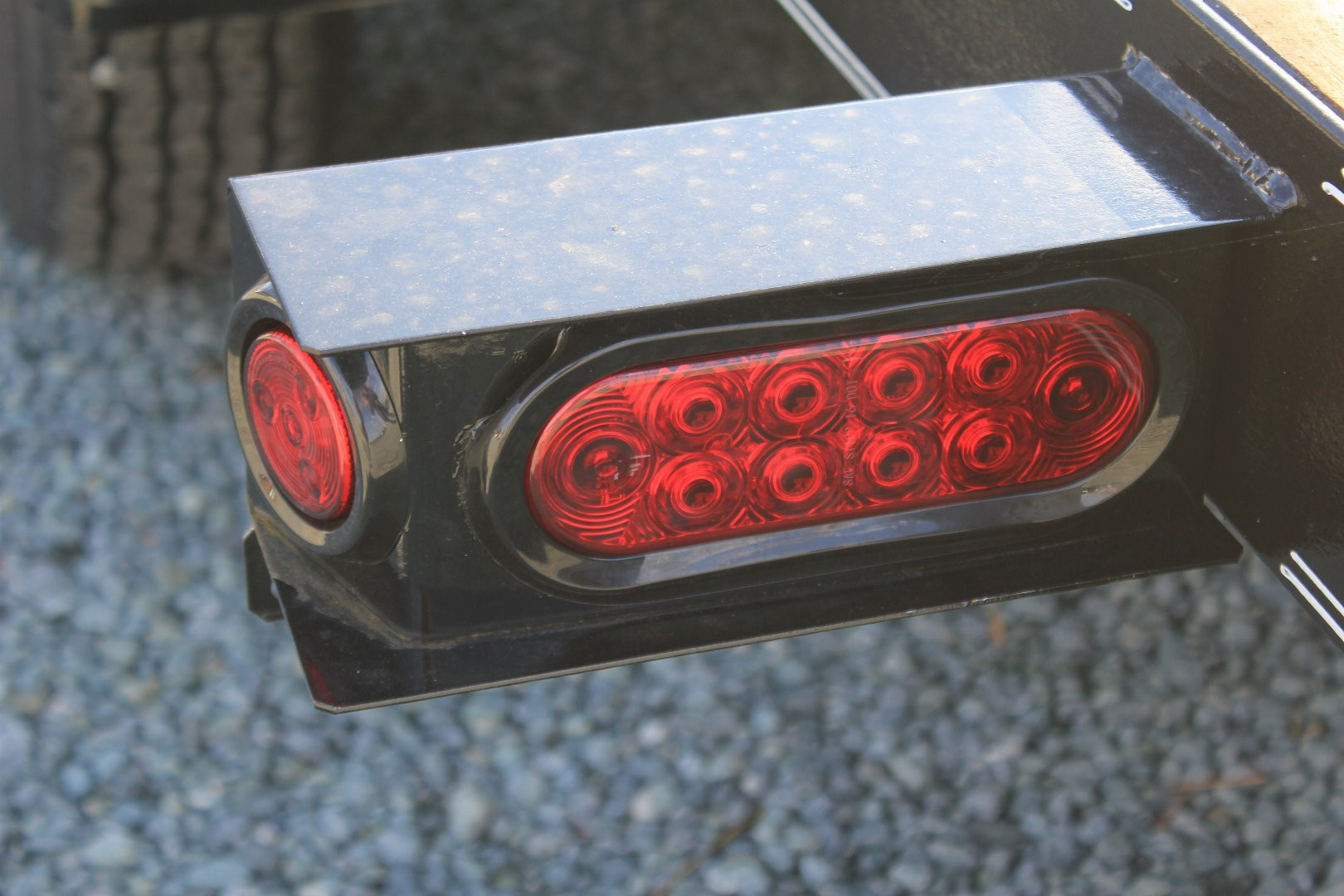 New 2025 TEXAS BRAGG TRAILERS 18 HCH Car Trailer w/ Removable Fender