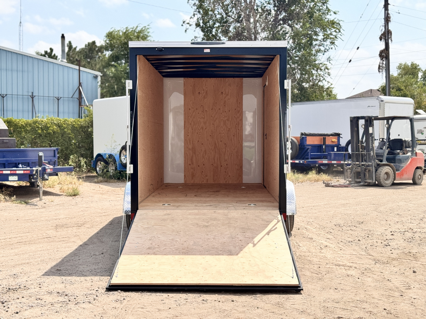 New 2026 Southland Trailers 7-14 Enclosed