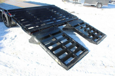 New 2025 Moritz FDPH DT 20' + 5' - Pintle Ring Deckover Equipment Trailer - 25900# GVW