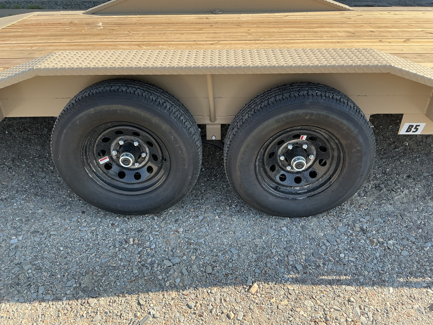 New 2026 PJ 102"x20' Superwide Buggy Hauler – B5