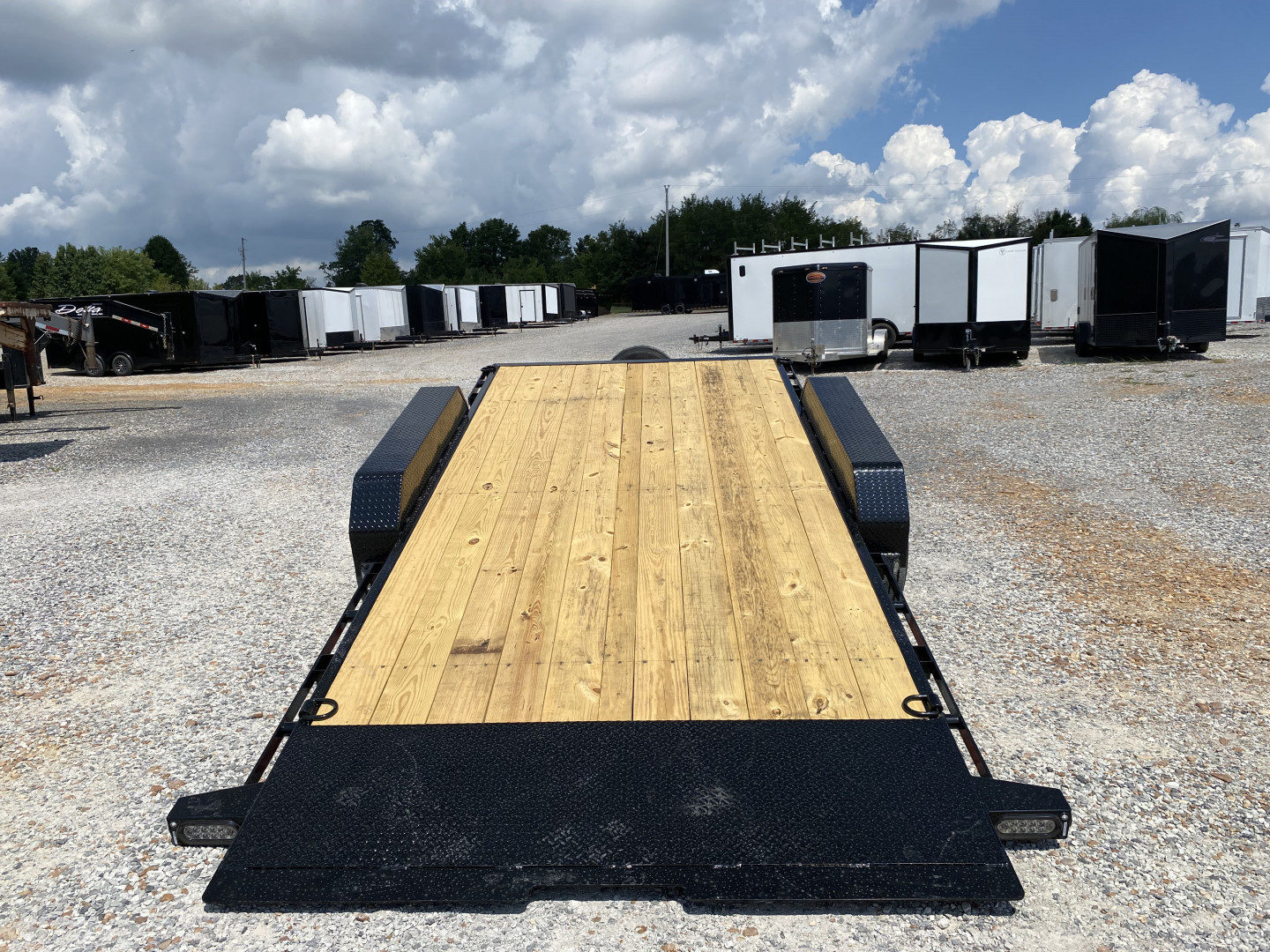 New 2026 MAXXD 83" X 22' 17.5K Tilt Equipment Trailer