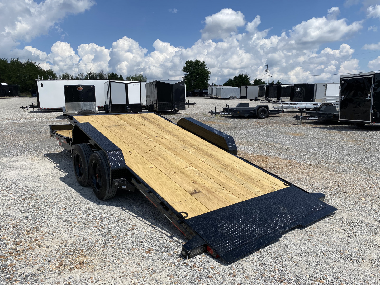 New 2026 MAXXD 83" X 22' 17.5K Tilt Equipment Trailer