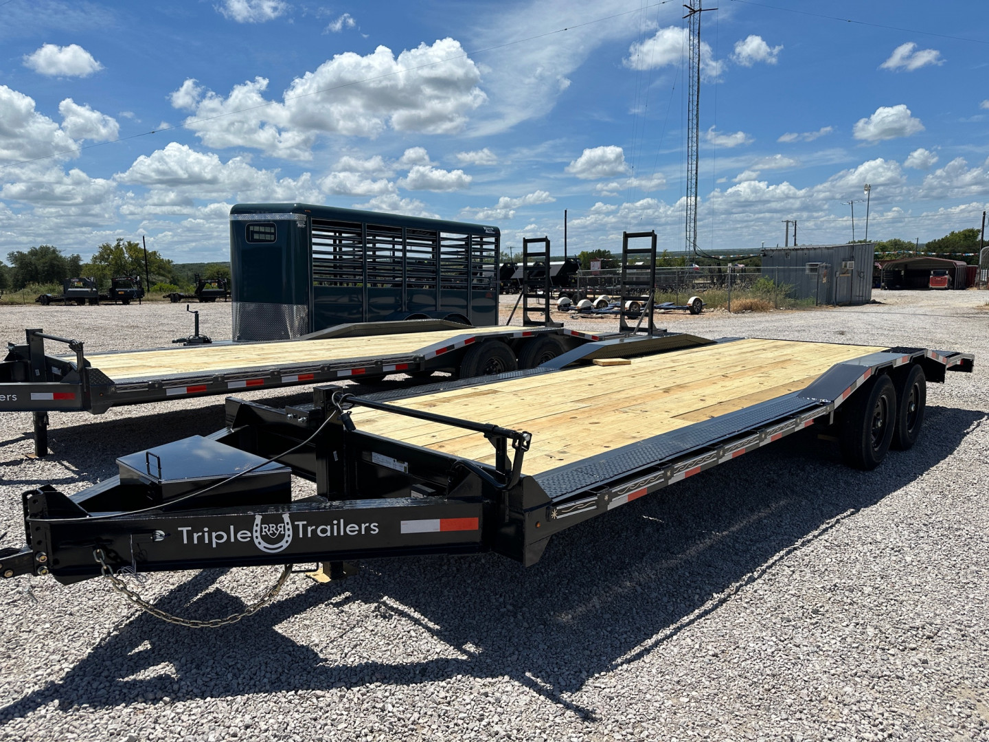 New 2025 Triple R - 102"x22' - Drive Over Fender Trailer - SIR