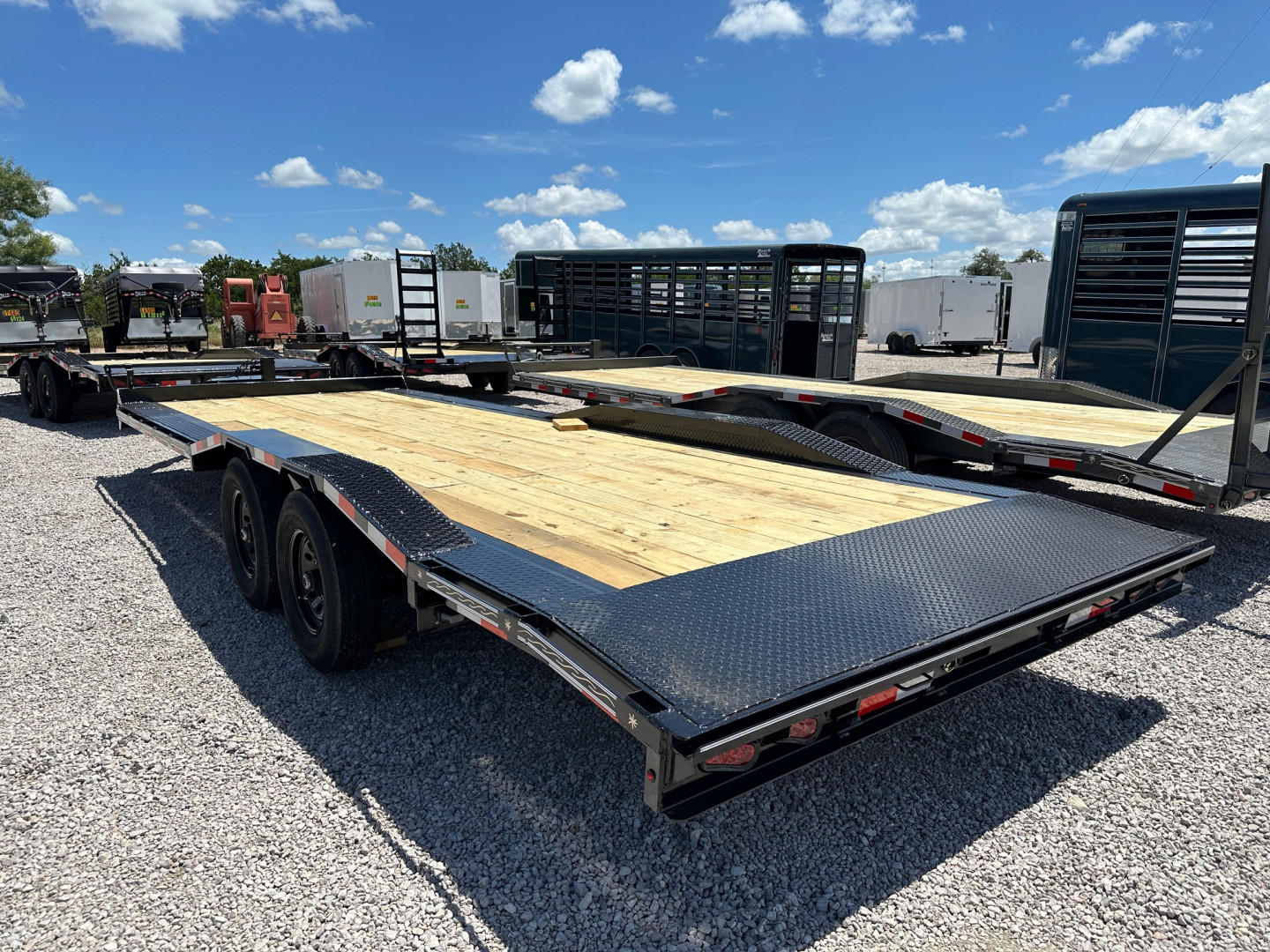 New 2025 Triple R - 102"x22' - Drive Over Fender Trailer - SIR